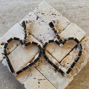 Elegant Black Heart Earrings